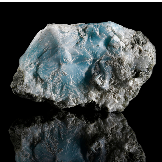 Caribische schoonheid: Larimar edelsteen